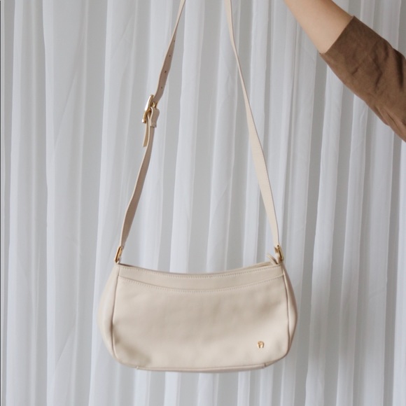 Etienne Aigner Leather Cream Crossbody Purse - Picture 5 of 8